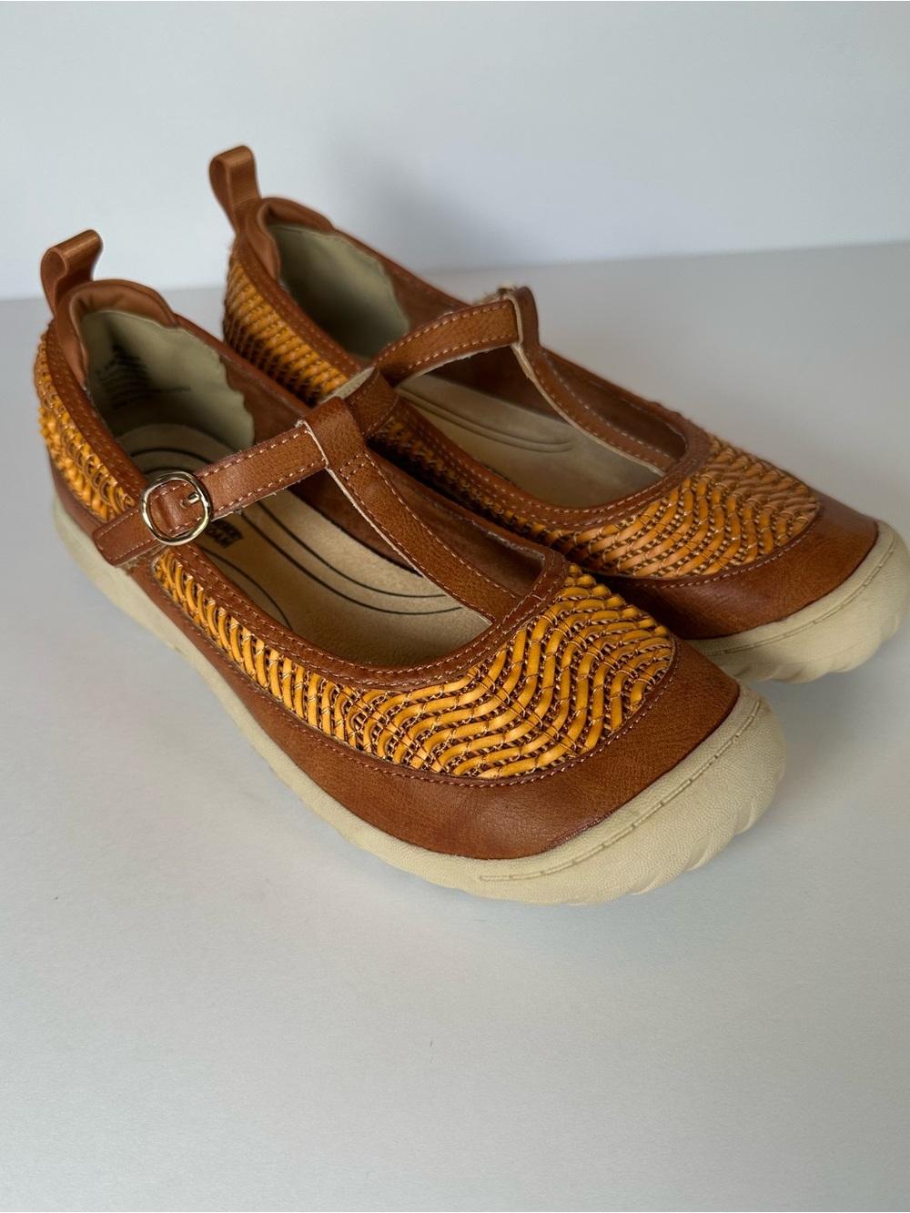 JBU Jambu Summer T-Strap Mary Jane Woven Flats Tan Brown Comfort 7.5M